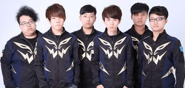 格格不入 格格不入