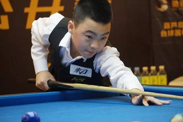 稳健的中场 稳健的中场