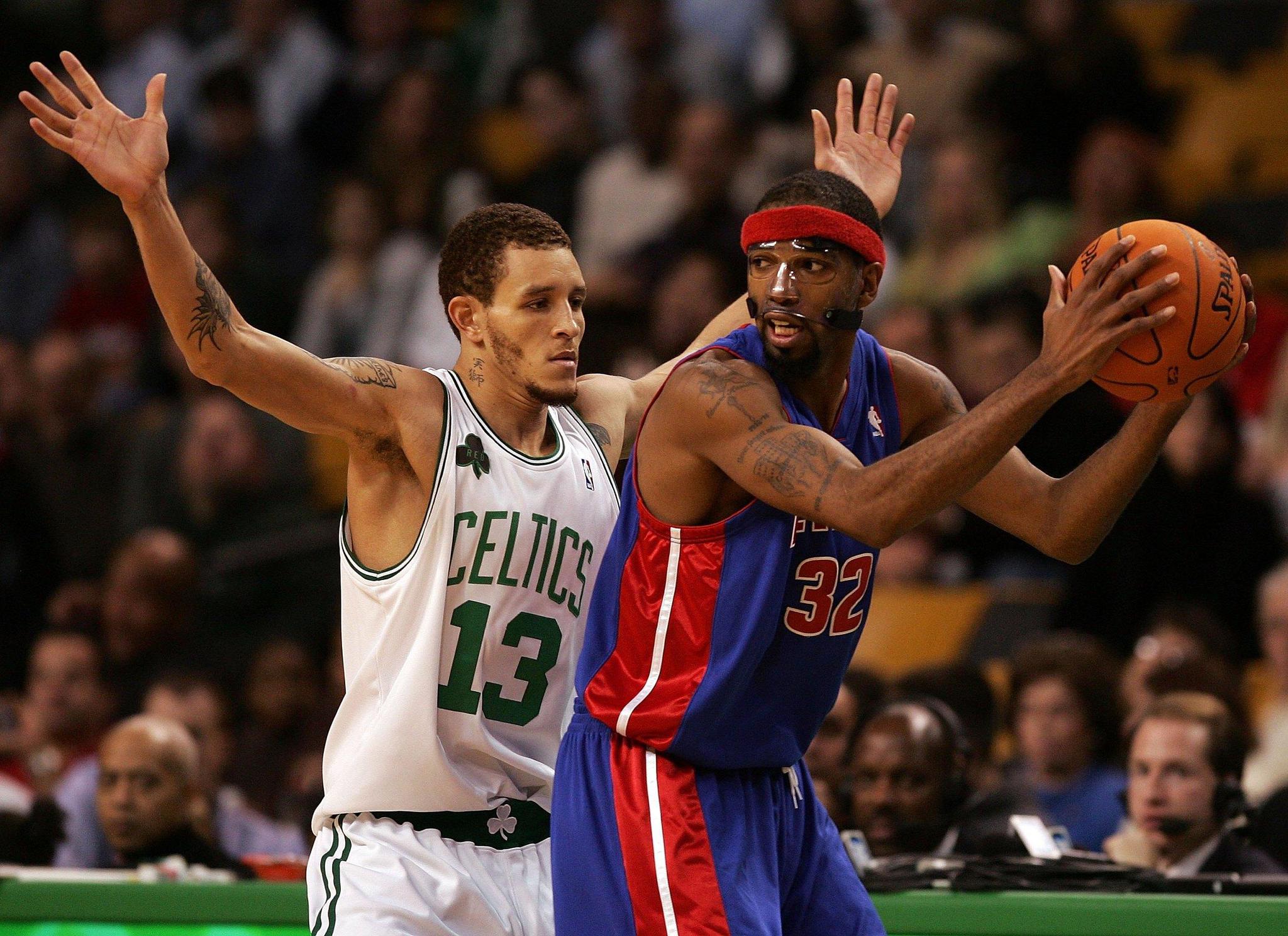 低谷的前锋 低谷的前锋