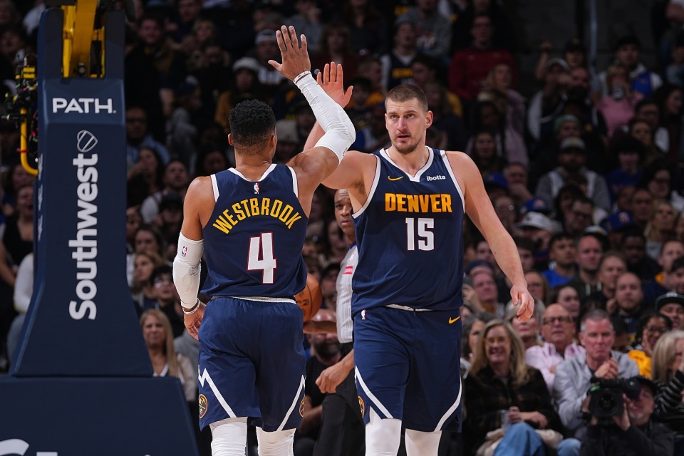 慢侧翼的防 慢侧翼的防